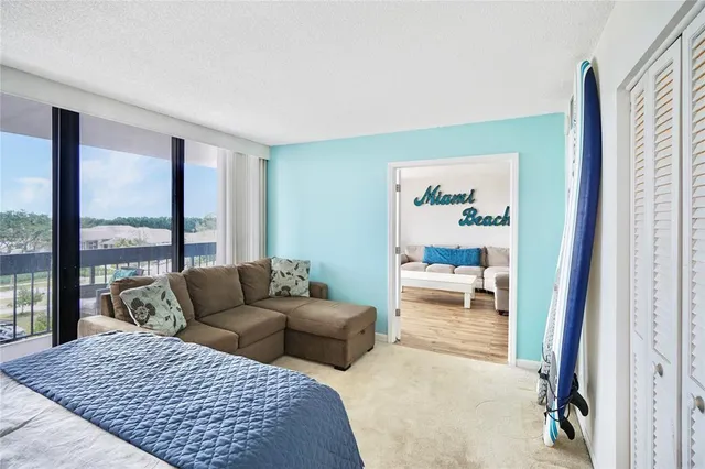 $2,200 | 2400 Presidential Way, Unit 502, West Palm Beach, FL 33401