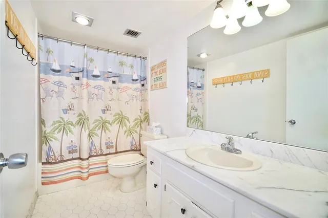 $2,200 | 2400 Presidential Way, Unit 502, West Palm Beach, FL 33401