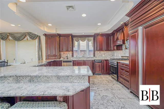 $3,999,000 | 2420 National Drive | Mill Basin