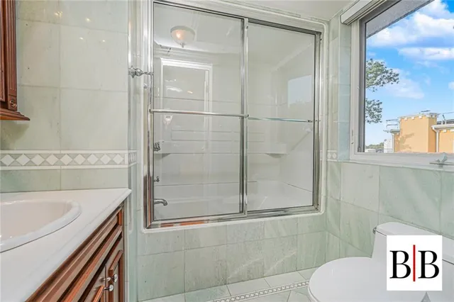 $3,999,000 | 2420 National Drive | Mill Basin