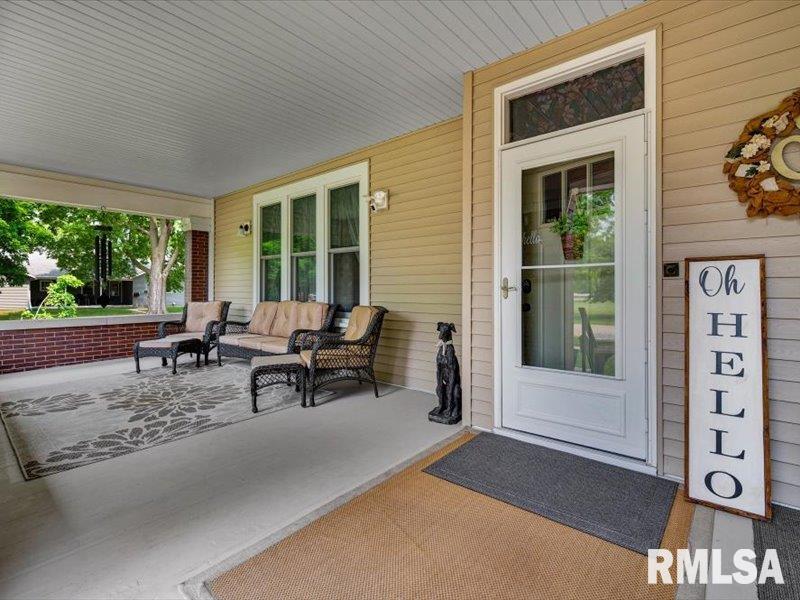 1012 Edward Street Henry, IL 61537 - Photo 2 of 40