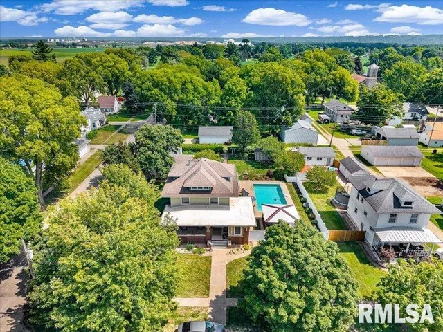 $295,000 | 1012 Edward Street, Henry, IL 61537