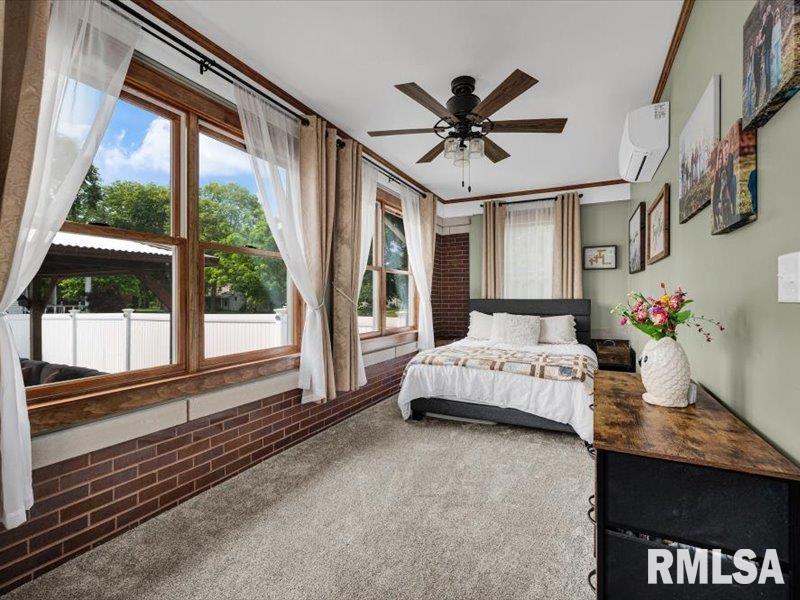 1012 Edward Street Henry, IL 61537 - Photo 9 of 40