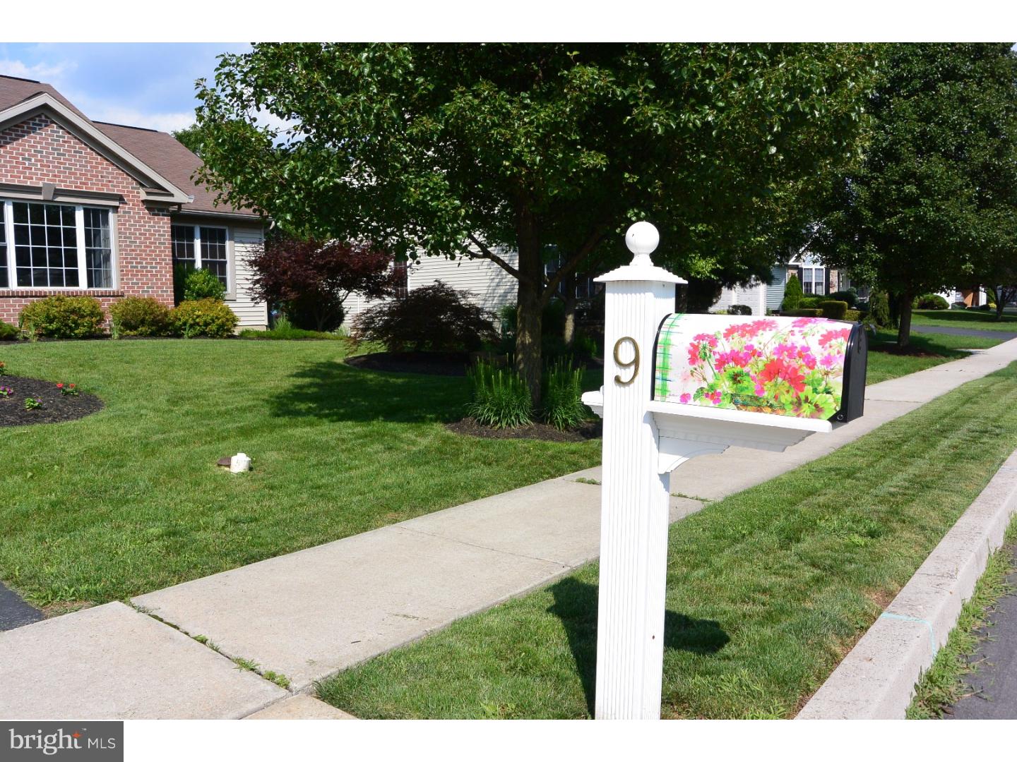 9 Mellowbrook Drive Sinking Spring, PA 19608 - Photo 2 of 20 Gallery Image 2