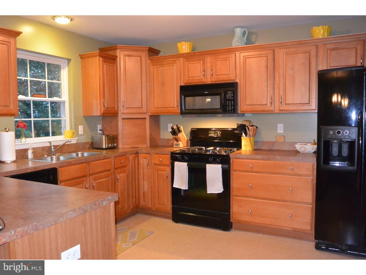 9 Mellowbrook Drive Sinking Spring, PA 19608 - Photo 11 of 20 Gallery Image 11