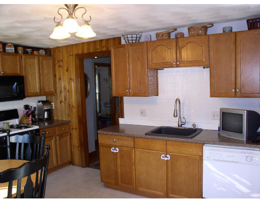 91 Hamilton Street Saugus, MA 01906 - Photo 2 of 5 Gallery Image 2