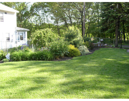 91 Hamilton Street Saugus, MA 01906 - Photo 4 of 5 Gallery Image 4