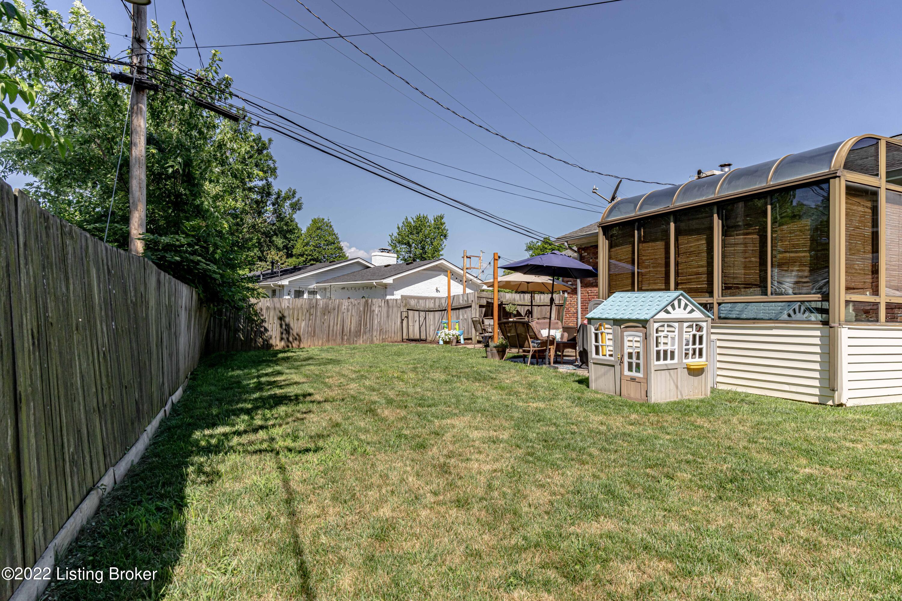 7404 Moredale Road Louisville, KY 40222 - Photo 56 of 64 DSC01391