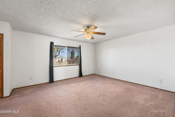 $569,900 | 10837 Avenue R 10 E Littlerock Ca East, Littlerock, CA 93543