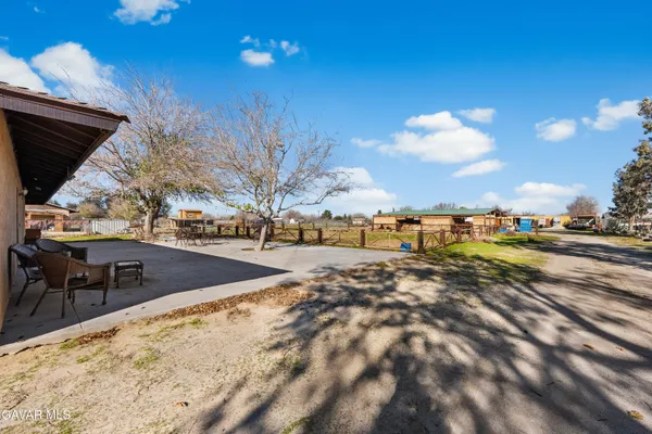 $569,900 | 10837 Avenue R 10 E Littlerock Ca East, Littlerock, CA 93543