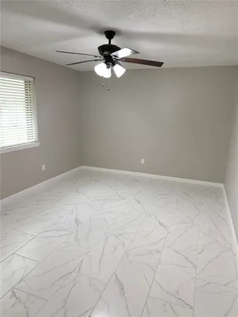 $2,000 | 5030 Valley View Drive, La Porte, TX 77571