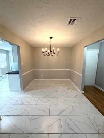 $2,000 | 5030 Valley View Drive, La Porte, TX 77571