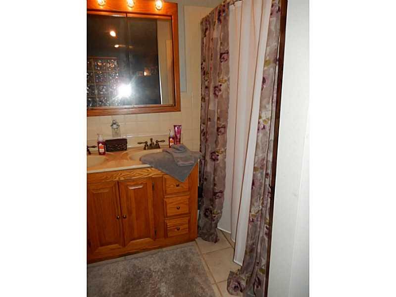 17 Spruce Peak Road Acme, PA 15610 - Photo 15 of 25 Full Bath.