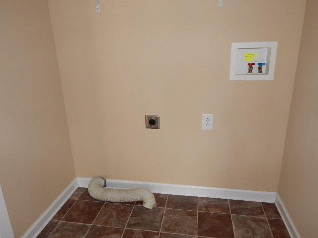 3396 Shivas Road Clarksville, TN 37042 - Photo 16 of 20 Laundry room.