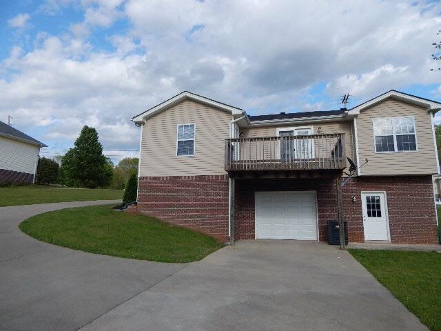 Rear view with 2 deck entrances. 