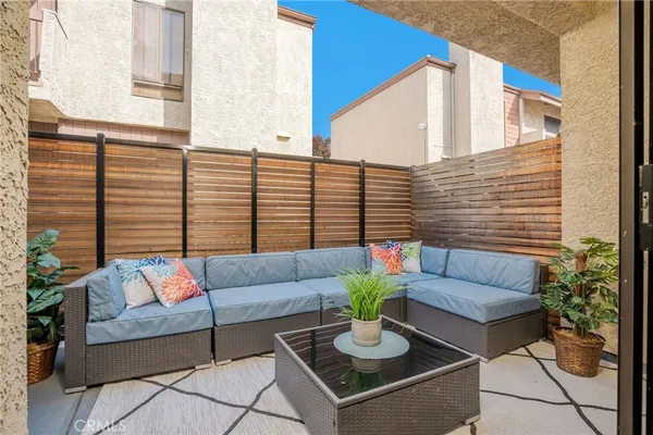 $898,000 | 1655 Greenfield Avenue, Unit 14, Los Angeles, CA 90025