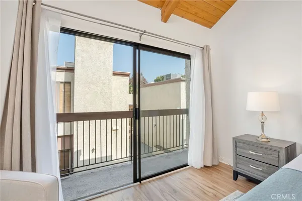 $898,000 | 1655 Greenfield Avenue, Unit 14, Los Angeles, CA 90025