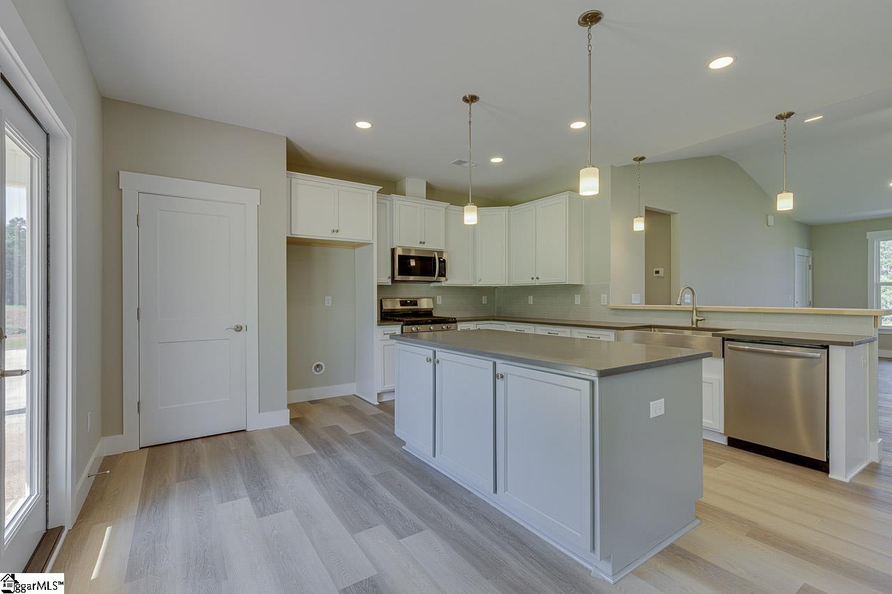 101 Powell Street Easley, SC 29640 - Photo 15 of 43