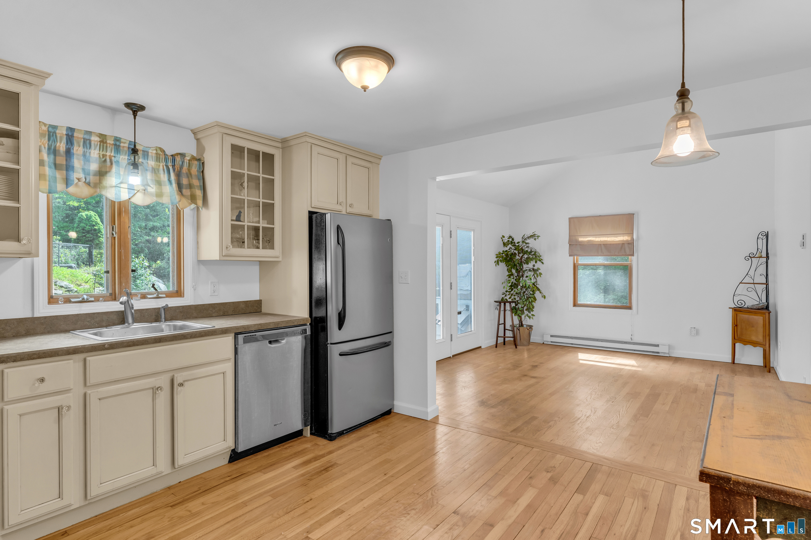 238 Scotland Road Madison, CT 06443 - Photo 17 of 40 In-law suite