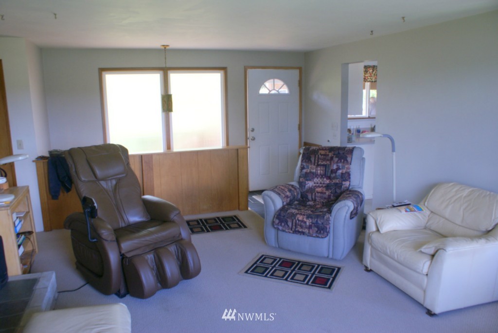 8153 Southeast Ketchum Road Olalla, WA 98359 - Photo 12 of 22 Gallery Image 12