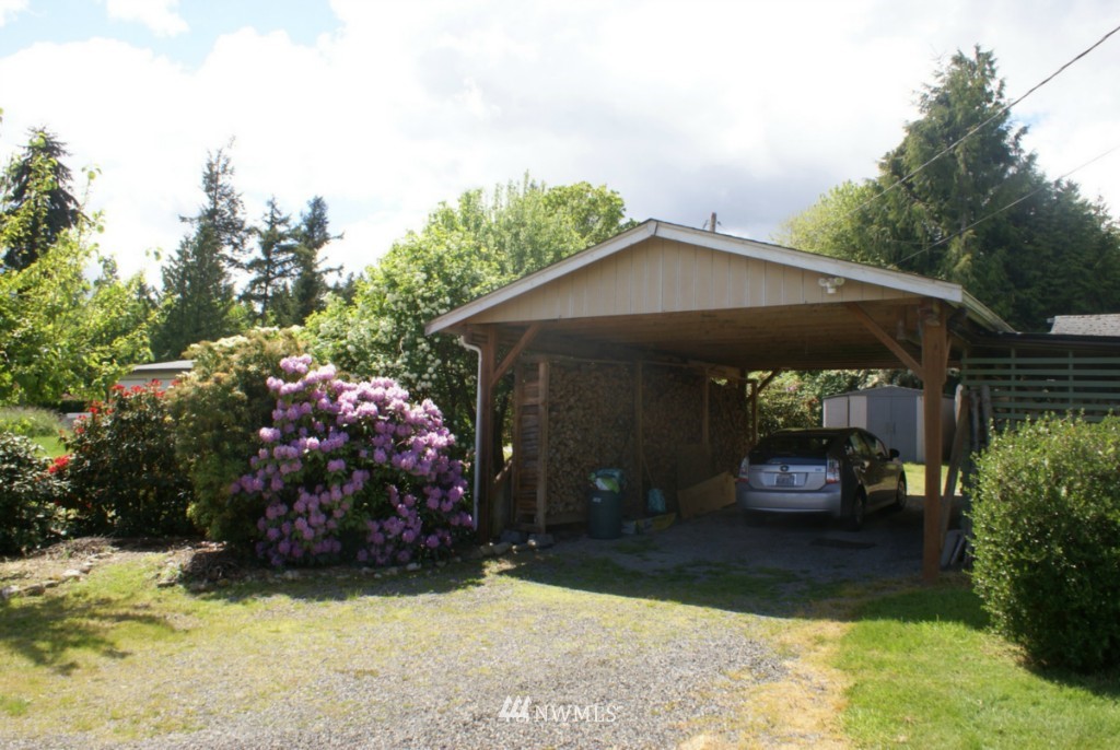 8153 Southeast Ketchum Road Olalla, WA 98359 - Photo 3 of 22 Gallery Image 3