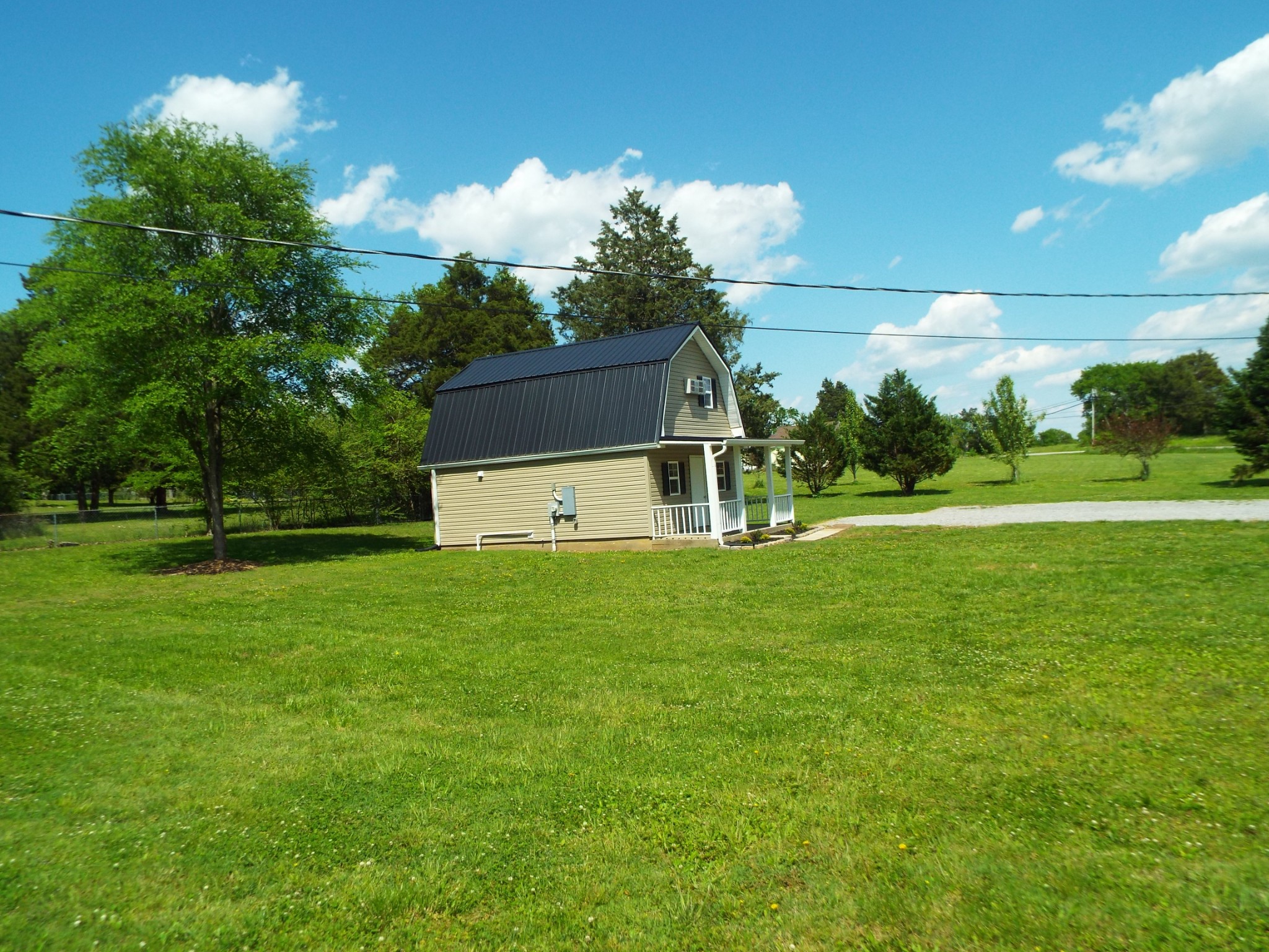 2930 Franklin Road Lebanon, TN 37090 - Photo 3 of 19 a house view with a garden space