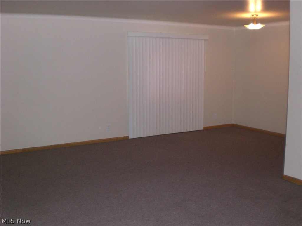 8401-03 Pelham Drive Parma, OH 44129 - Photo 12 of 18