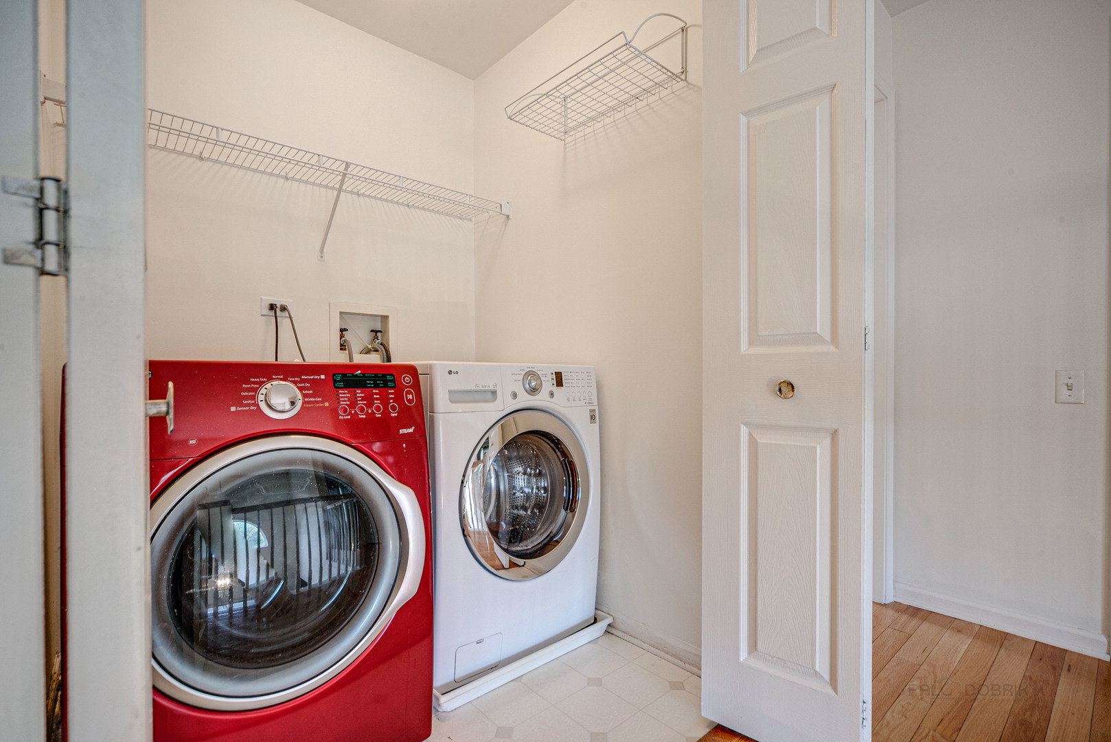 185 Aberdeen Drive Algonquin, IL 60102 - Photo 23 of 36 a utility room with dryer and washer