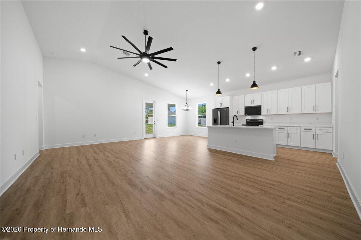 13252 Pendleton Street Spring Hill, FL 34609 - Photo 11 of 66