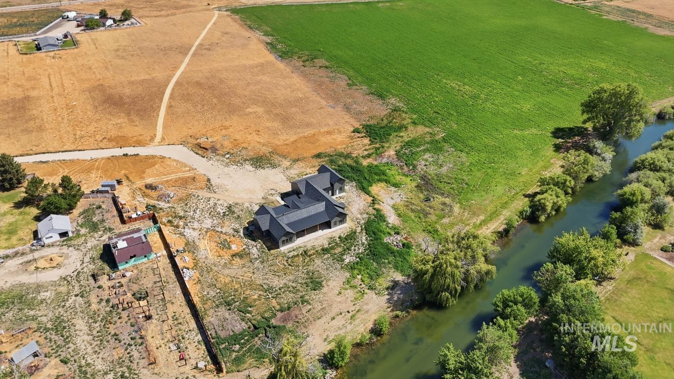 360 South Stroebel Road Kuna, ID 83634 - Photo 8 of 41
