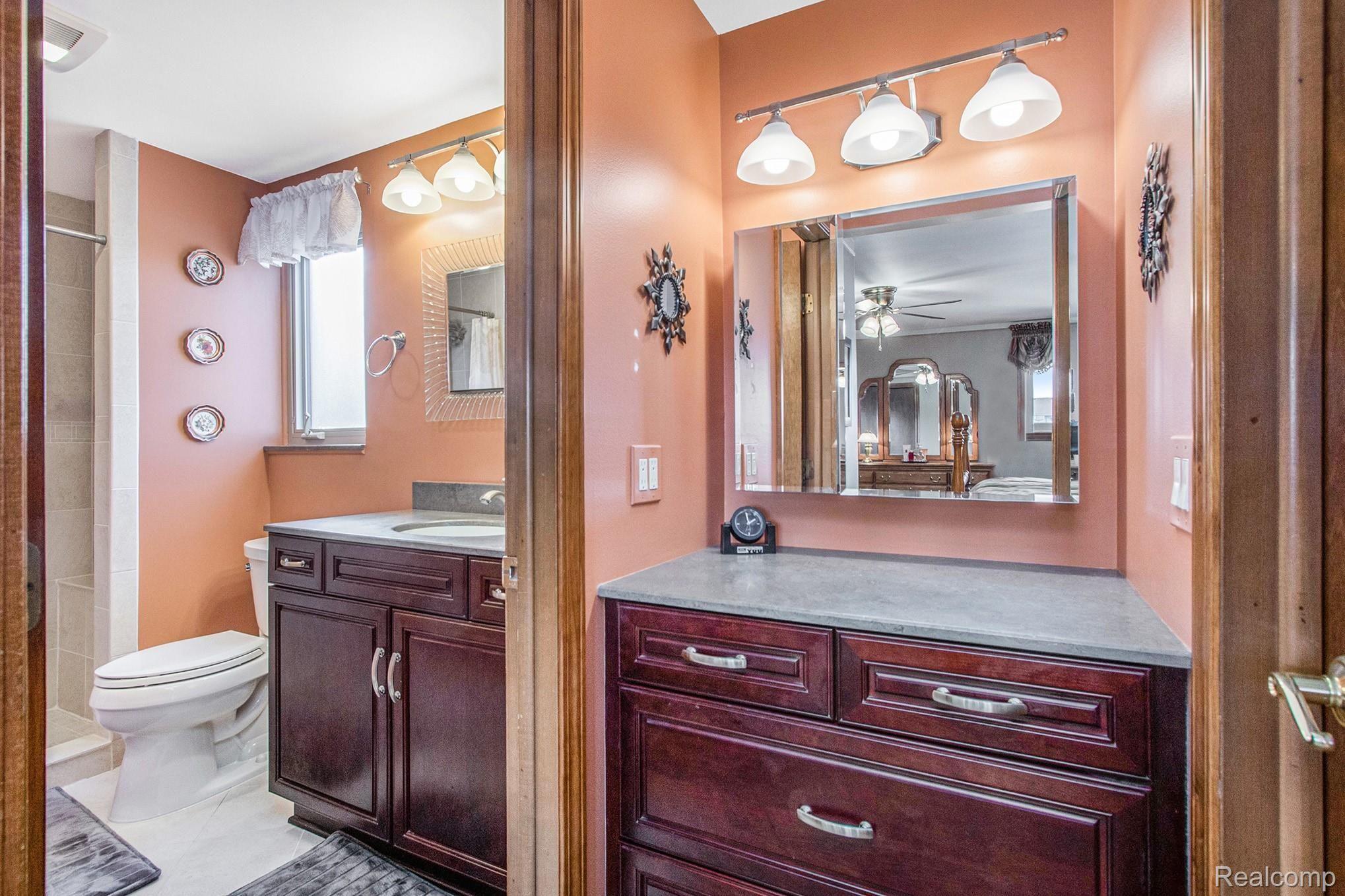 47605 Chrys Road Macomb, MI 48044 - Photo 19 of 37 0N2A8772.jpg