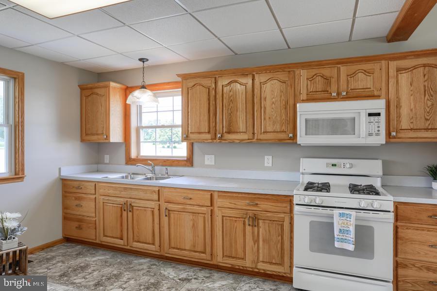 101 North Ramona Road Myerstown, PA 17067 - Photo 8 of 28 Gallery Image 8