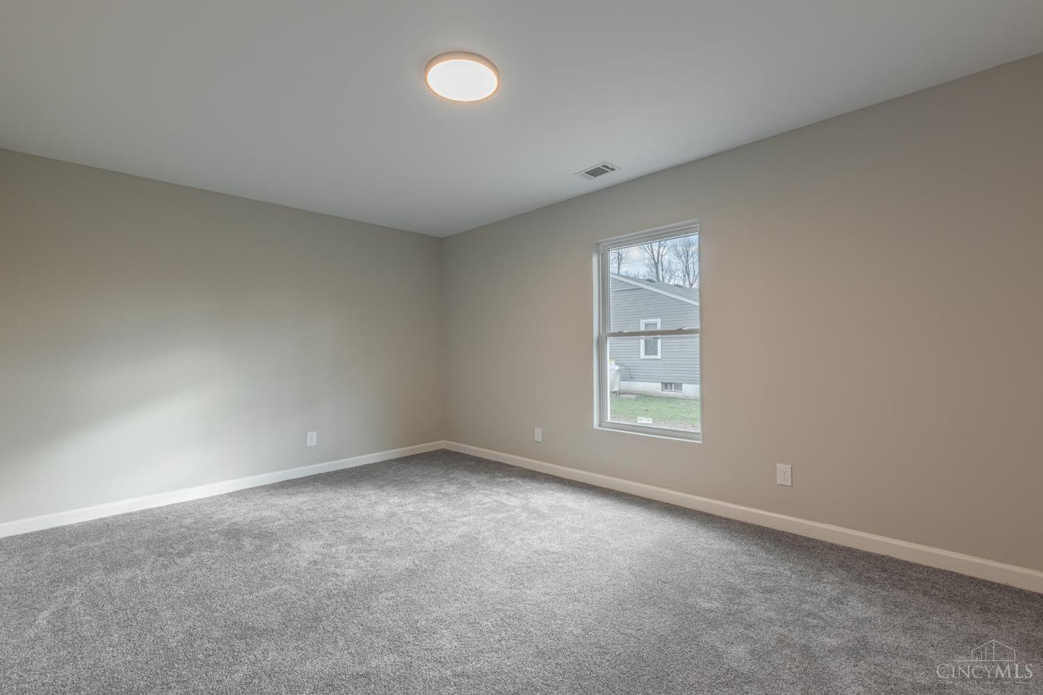 6605 Aljen Road Middletown, OH 45042 - Photo 17 of 21 Gallery Image 17