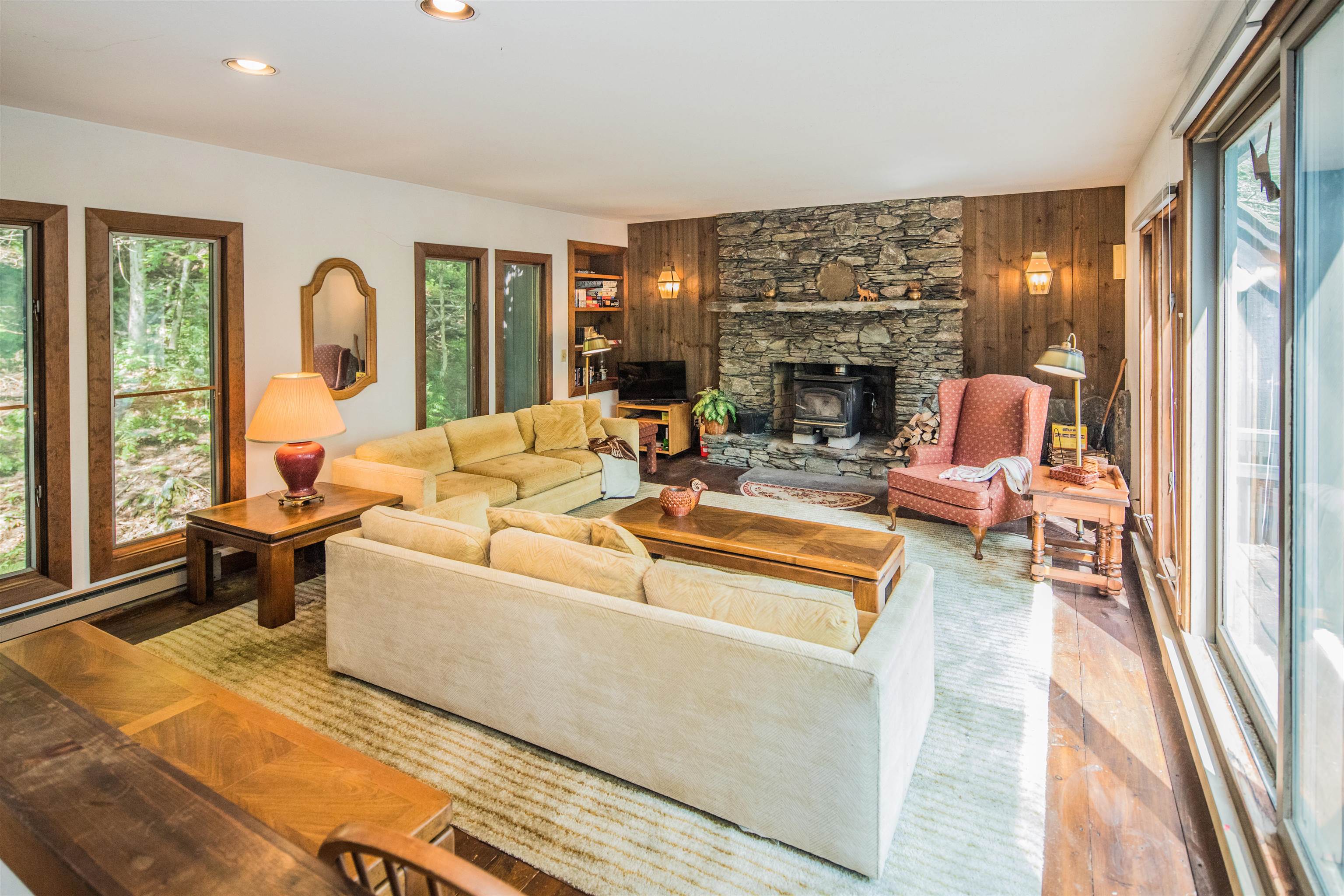 226 1 Way Road Stockbridge, VT 05772 - Photo 4 of 29