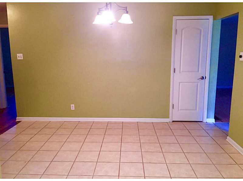 135 Bixler Road Indianapolis, IN 46227 - Photo 6 of 15 Gallery Image 6