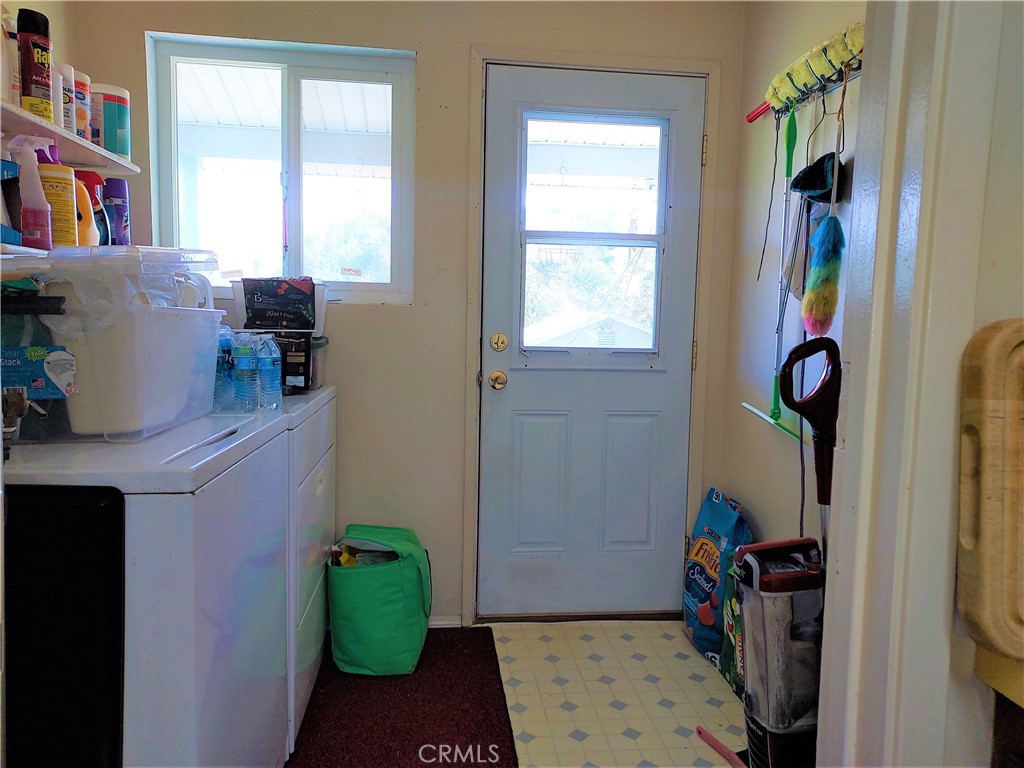 13632 Arrowhead Road Clearlake, CA 95422 - Photo 11 of 28 a room with furniture and a window