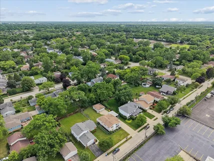 $595,000 | 3425 Harris Drive, Northbrook, IL 60062