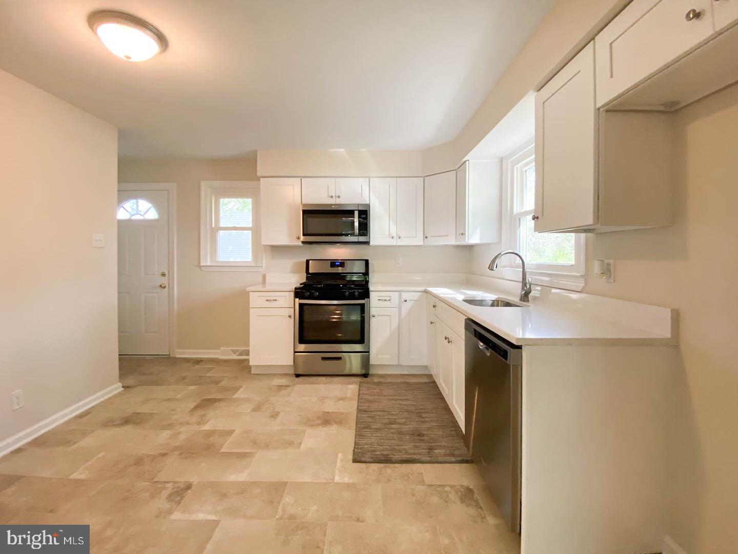 700 Heston Road Glassboro, NJ 08028 - Photo 3 of 18