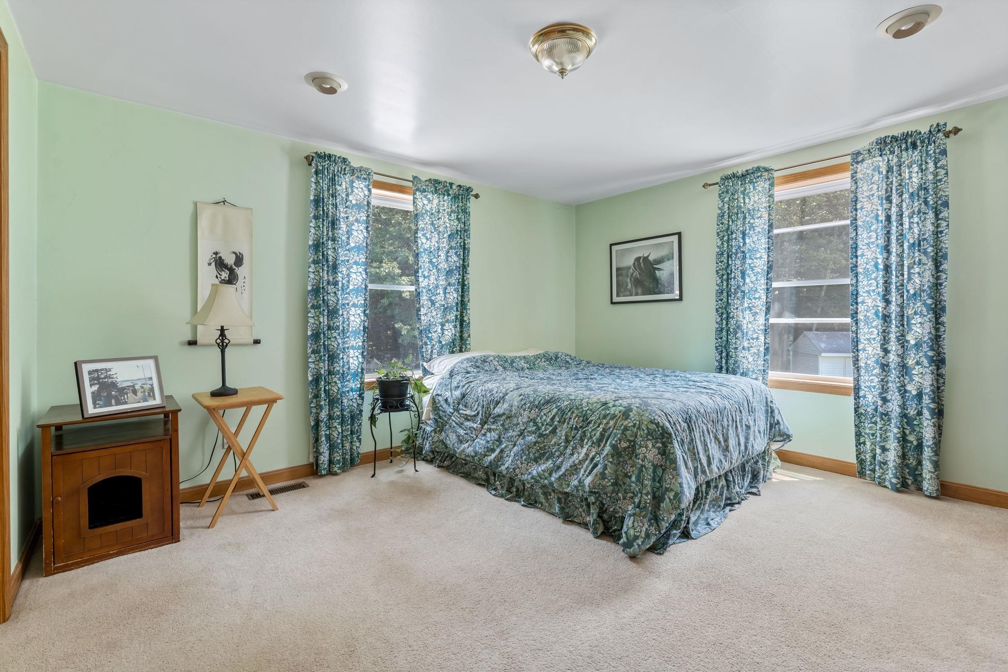 360 South Hemlock Road Charlestown, NH 03603 - Photo 11 of 38 Gallery Image 11