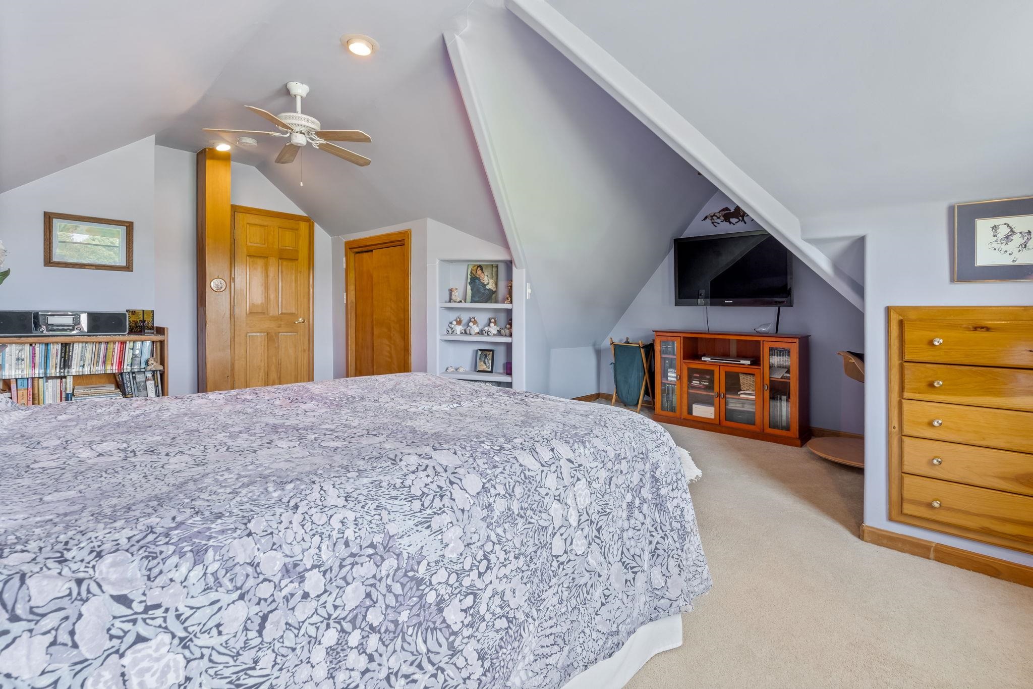 360 South Hemlock Road Charlestown, NH 03603 - Photo 16 of 38 Gallery Image 16