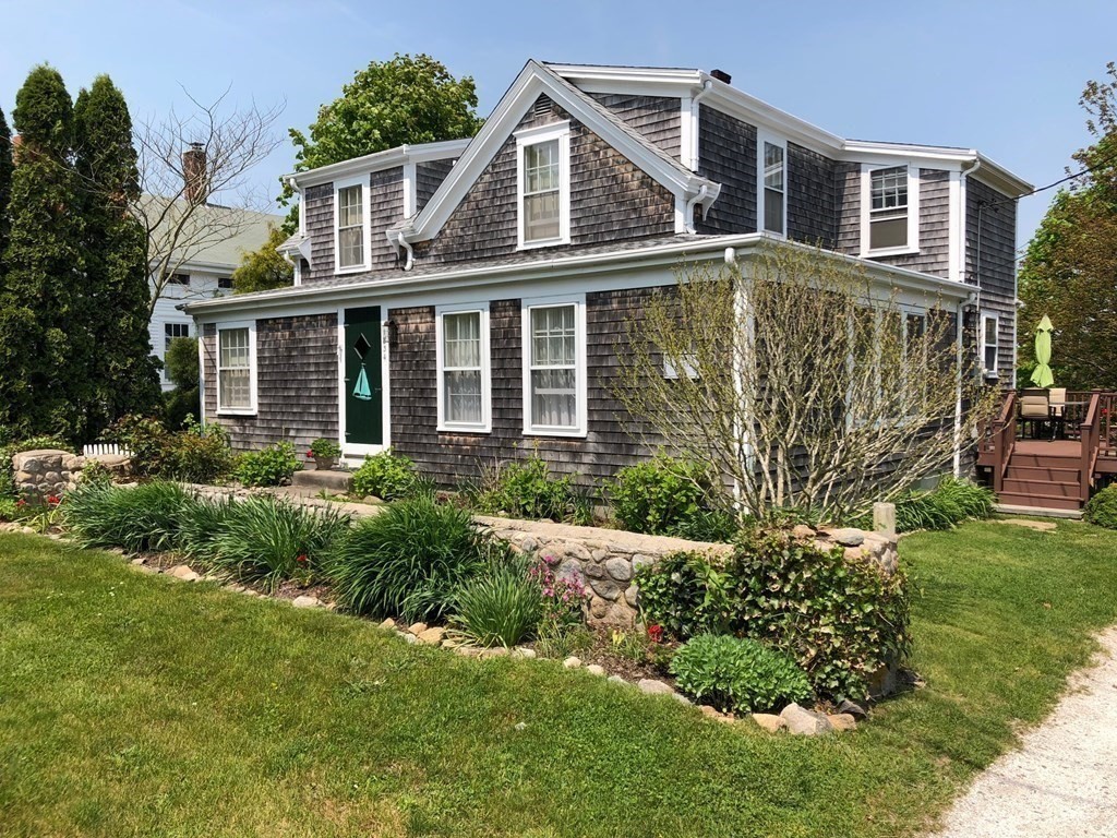 1834 Main Road Westport, MA 02790 - Photo 1 of 42