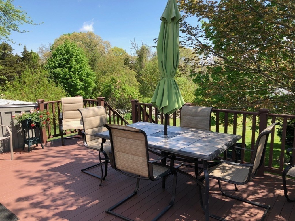 1834 Main Road Westport, MA 02790 - Photo 15 of 42