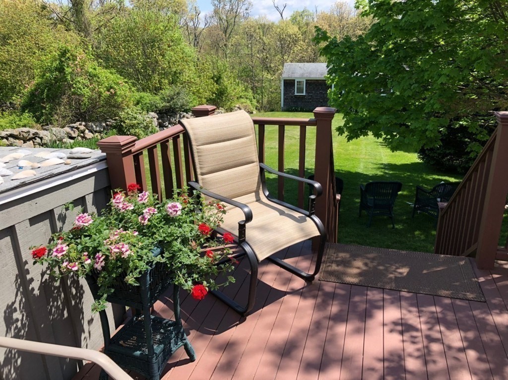 1834 Main Road Westport, MA 02790 - Photo 17 of 42