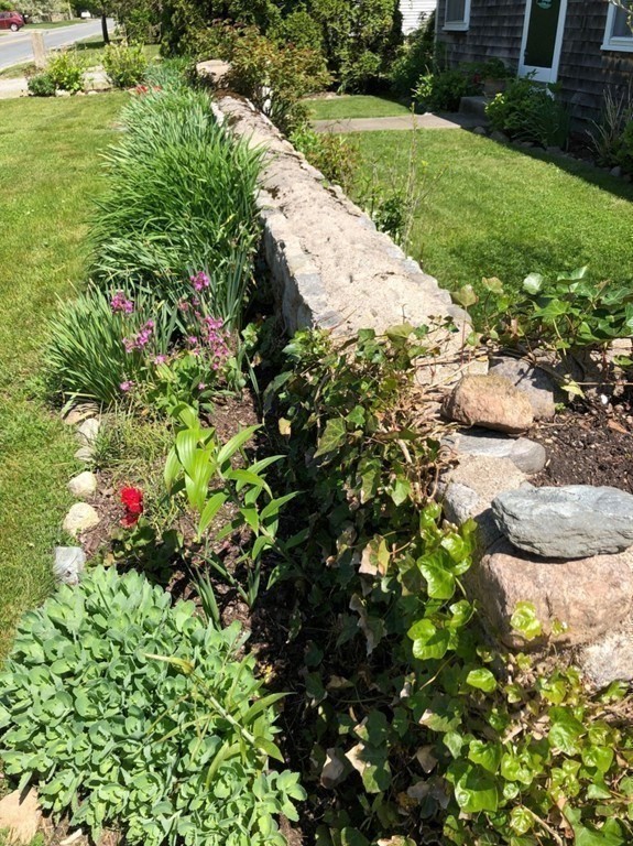1834 Main Road Westport, MA 02790 - Photo 18 of 42