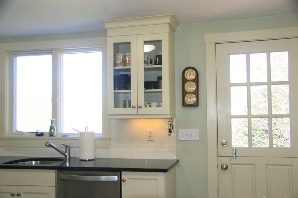 1834 Main Road Westport, MA 02790 - Photo 20 of 42