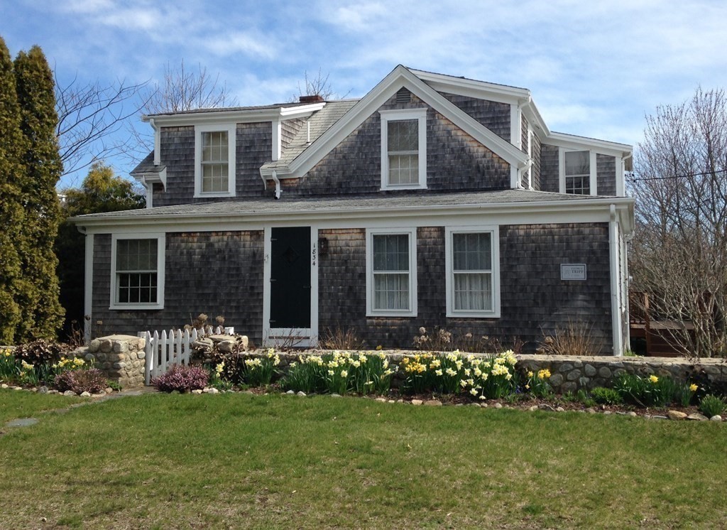 1834 Main Road Westport, MA 02790 - Photo 3 of 42