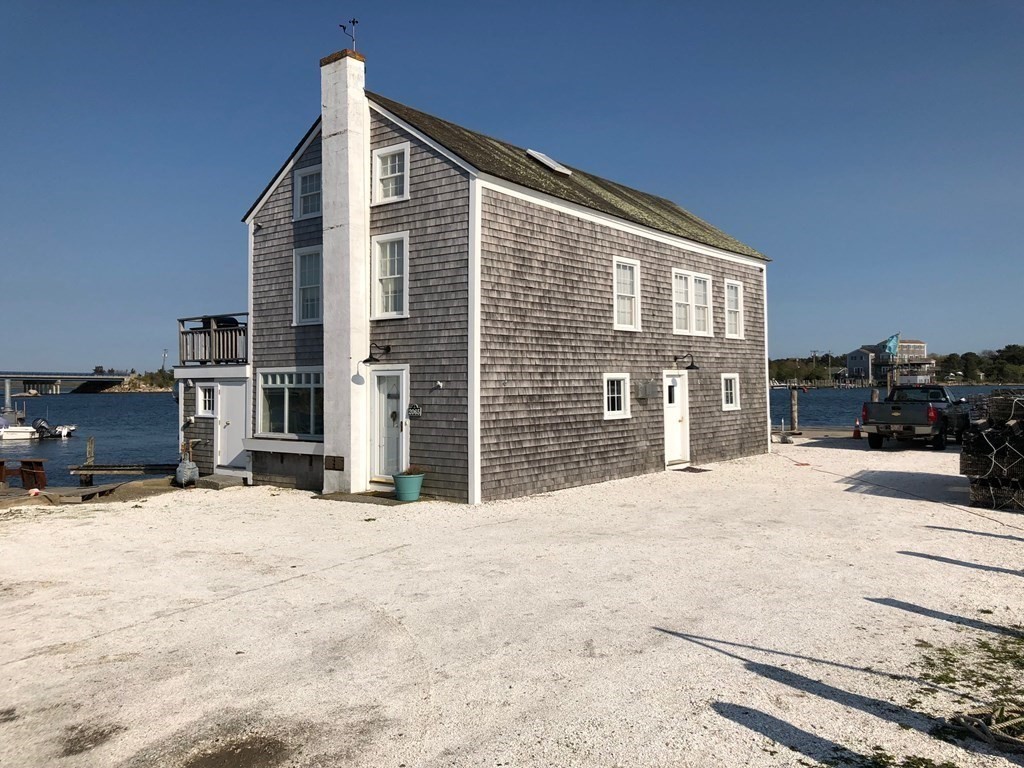1834 Main Road Westport, MA 02790 - Photo 40 of 42