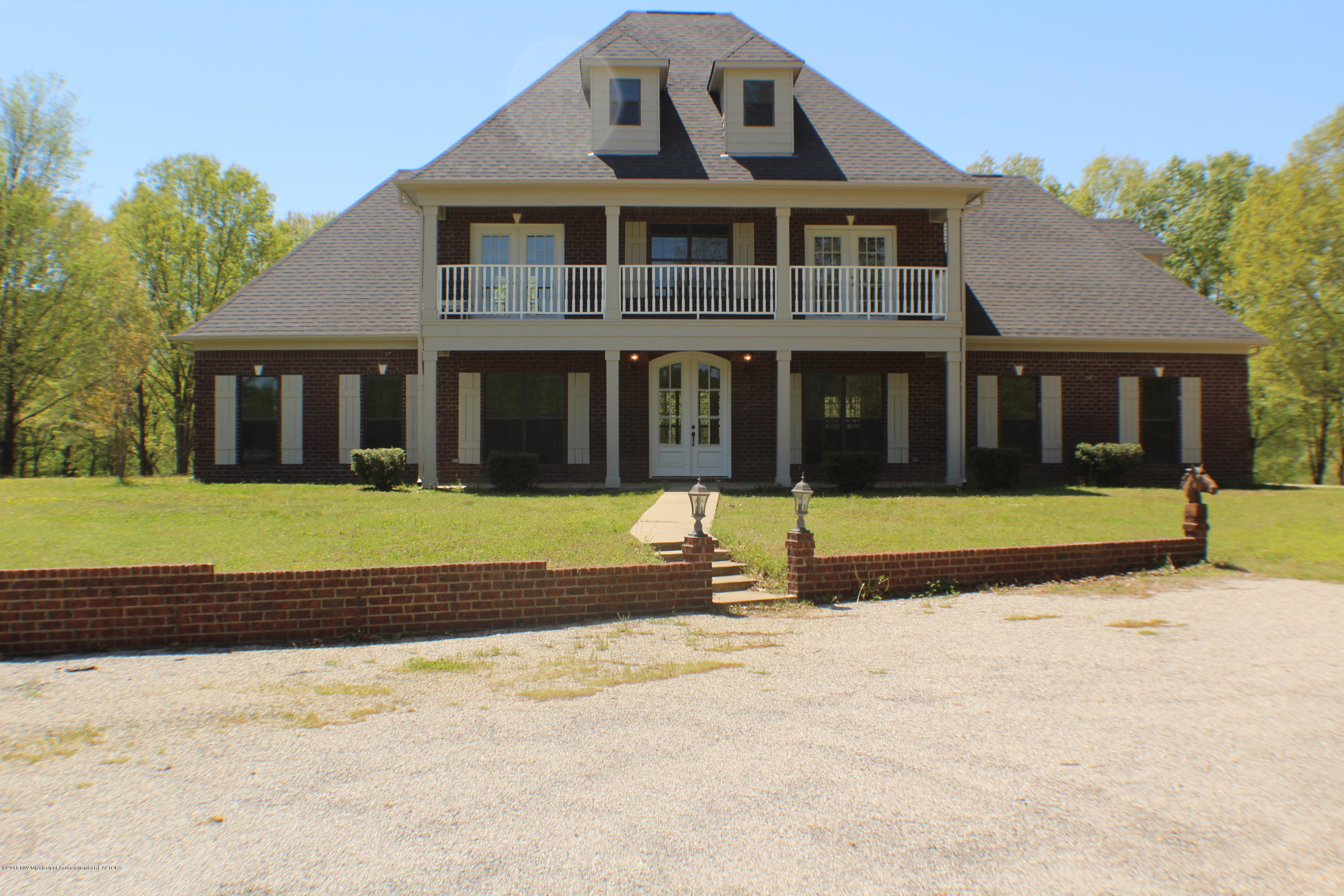 2047 Kelly Crossing Road Coldwater, MS 38618 - Photo 1 of 55 IMG_5103