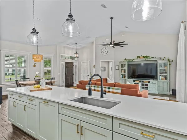 $598,000 | 3923 Southeast 22nd Street, Ocala, FL 34471