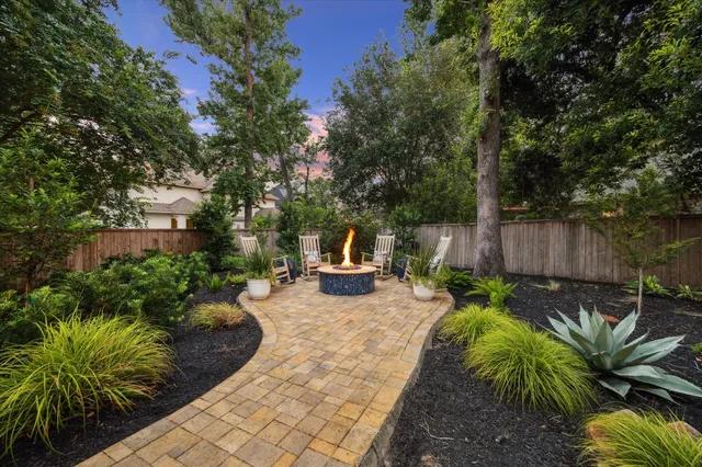 $1,135,000 | 2 Quiet Yearling Place, Tomball, TX 77375